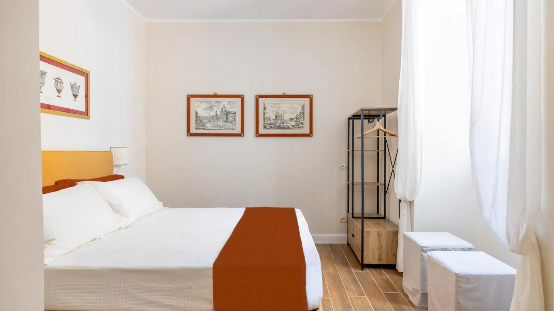 Pantheon Apartment - Piccola Roma 0*, Rome Italy