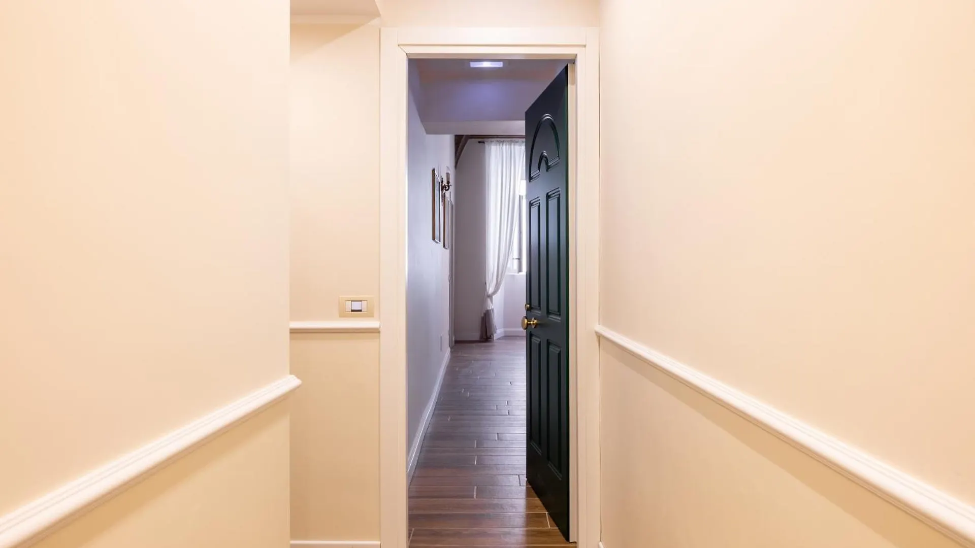 Pantheon Apartment - Piccola Roma Italy