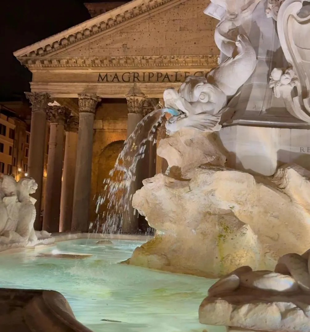Pantheon Apartment - Piccola Roma Italy